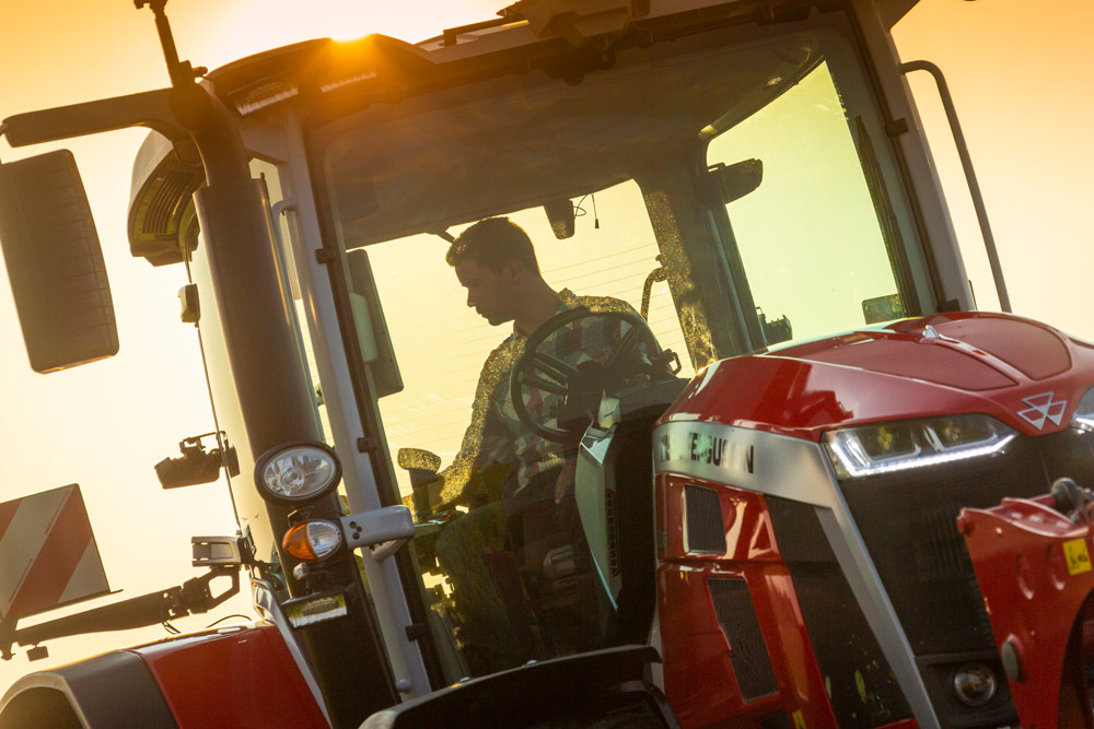 massey ferguson auch