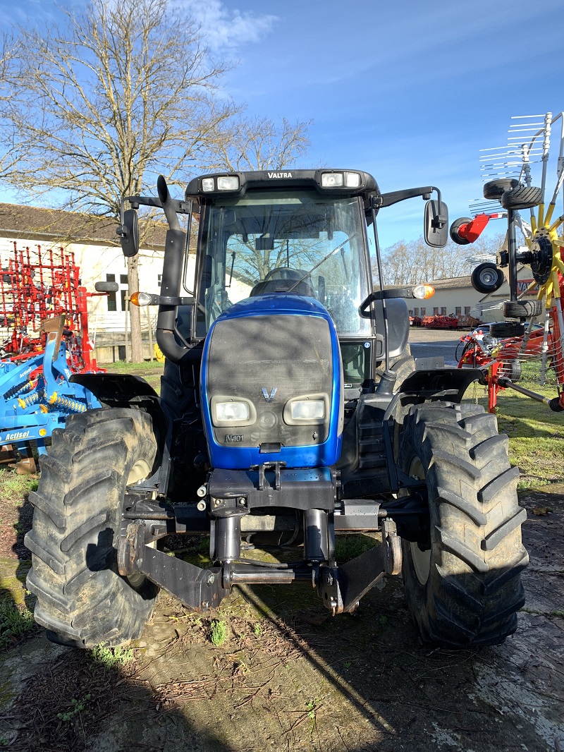 tracteur Valtra n 101