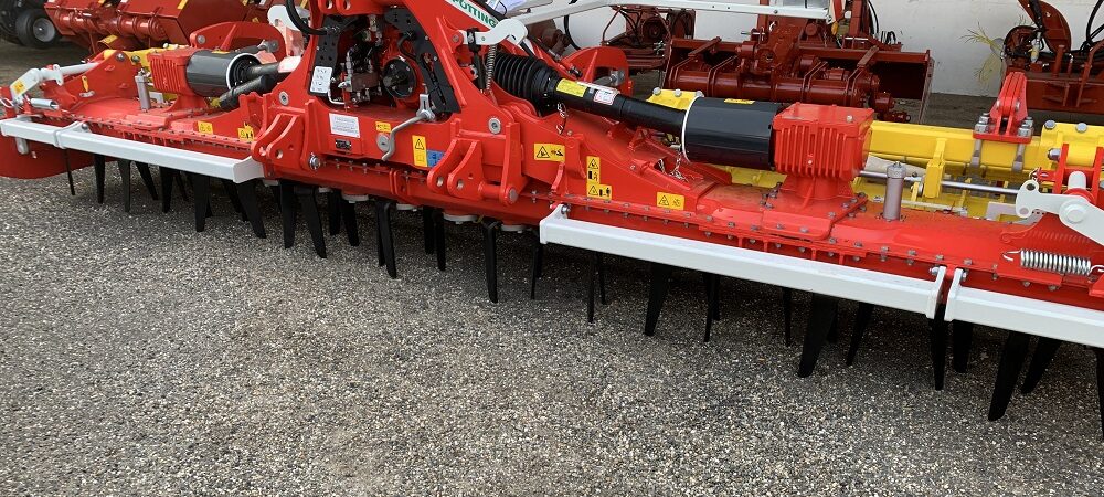 herse etrille pottinger lion 503 c