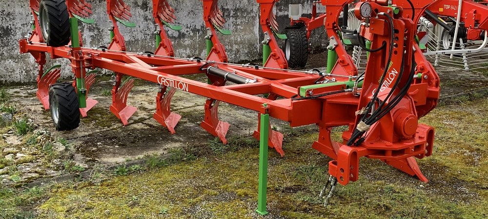 Charrue Castillon NSTL 8 corps