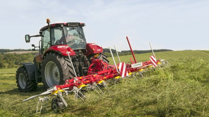 Faneuse Pöttinger HIT 8.81
