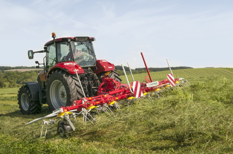 Faneuse Pöttinger HIT 8.81