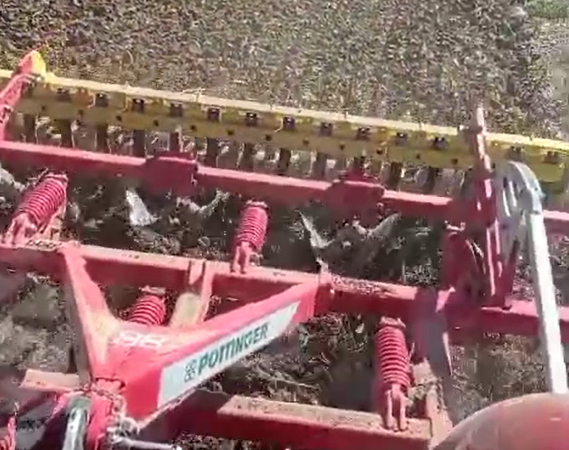 déchaumeur synkro pottinger 3530