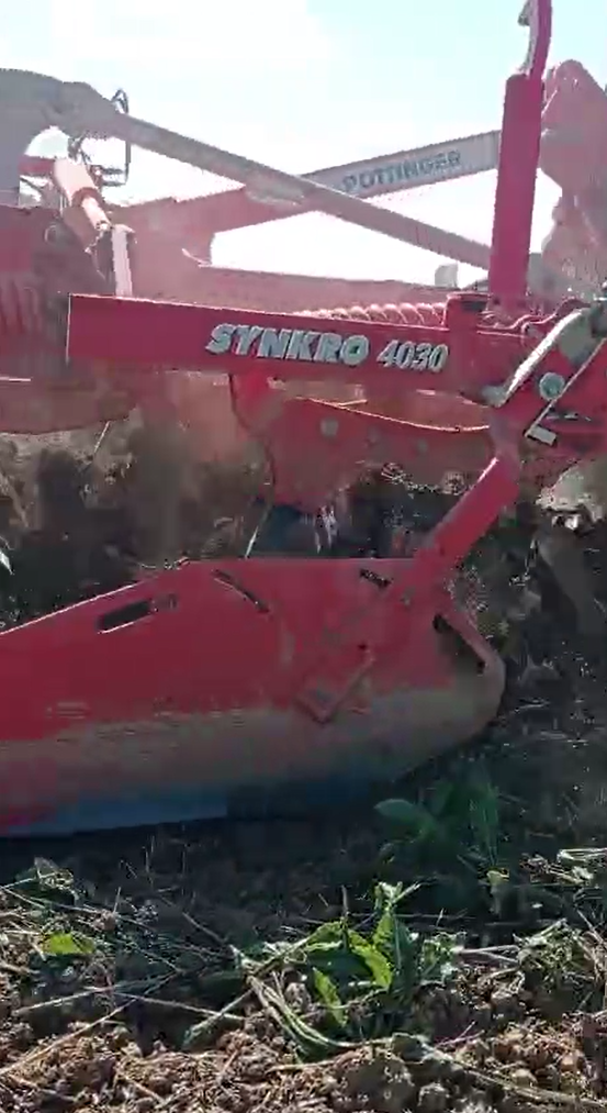 déchaumeur synkro pottinger 4030