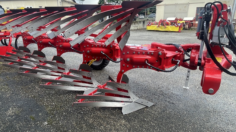 Charrue réversible SERVO 4000 Pöttinger neuf
