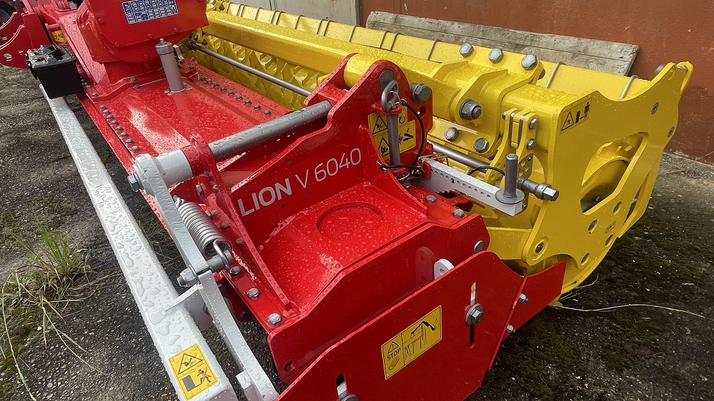Herse rotative PÖTTINGER Lion V 6040