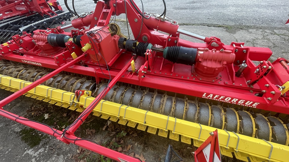 Herse rotative Pöttinger Lion 5000