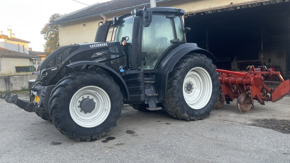tracteur valtra t174 occasion gers