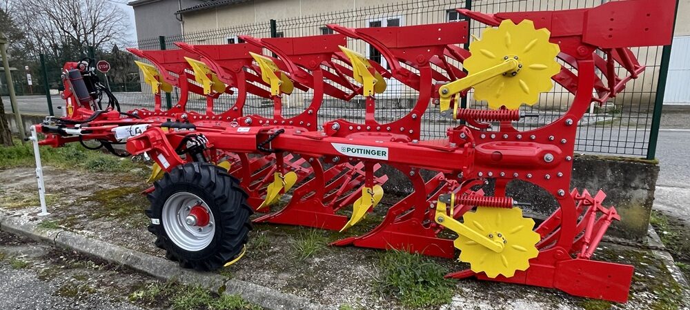 Charrue servo pottinger 3000 neuve gers